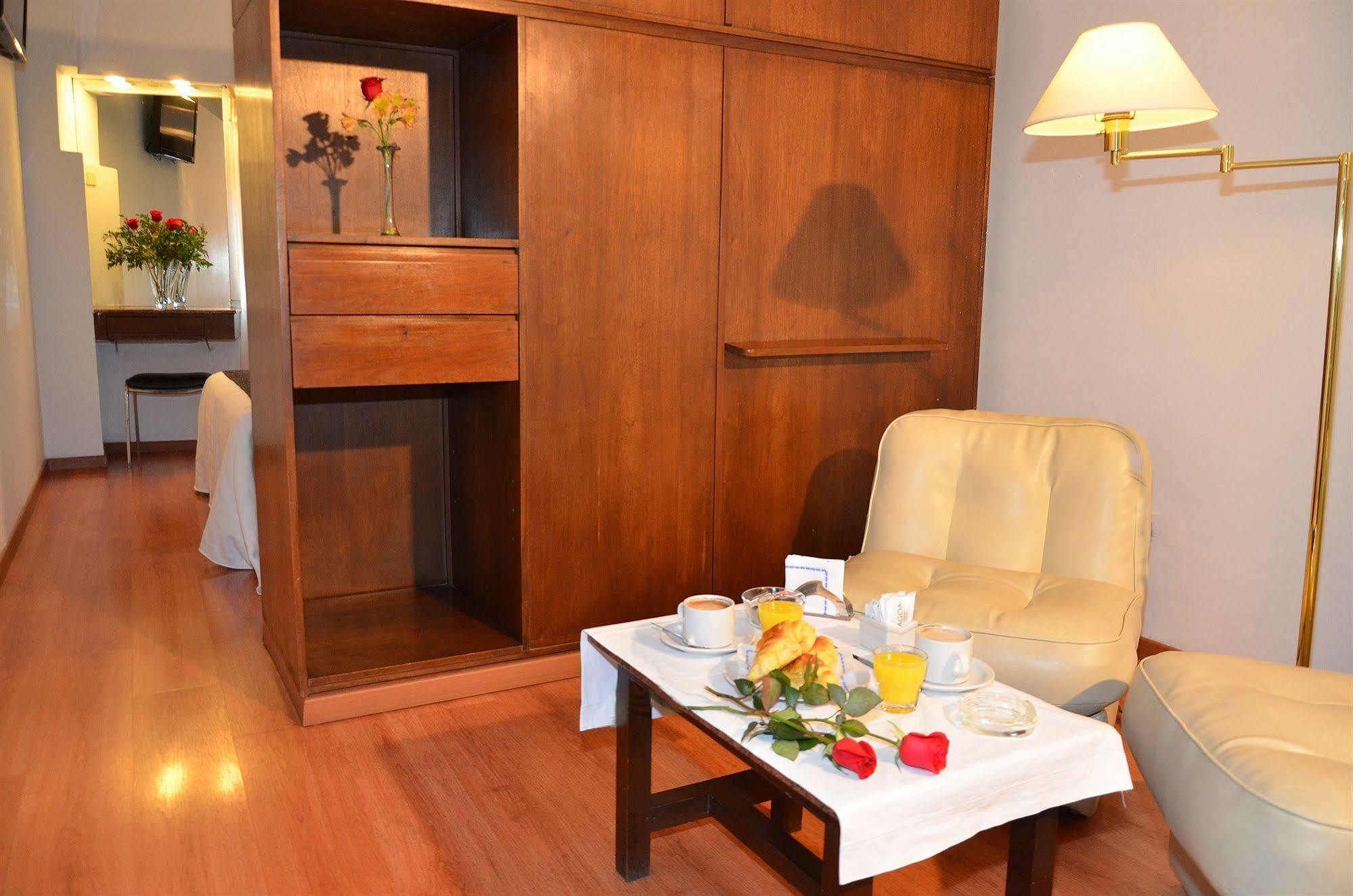 Ecuador Hotel Buenos Aires Zewnętrze zdjęcie