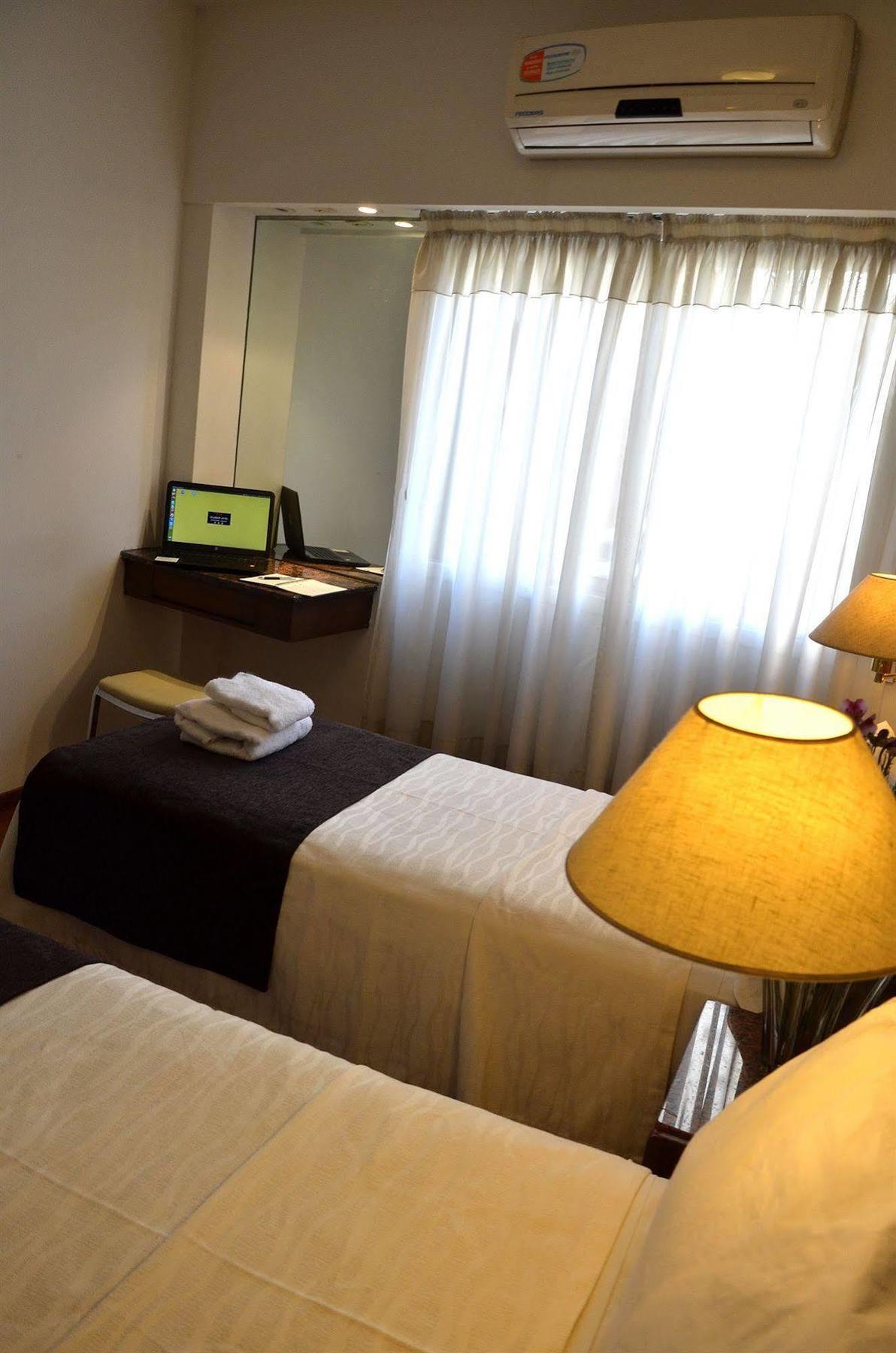 Ecuador Hotel Buenos Aires Zewnętrze zdjęcie